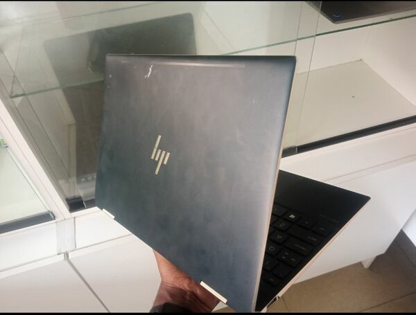 HP Spectre