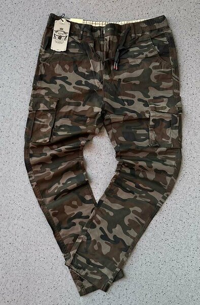 Camo pants