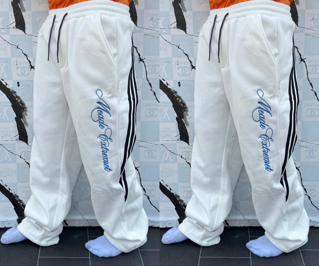 Jogging Made Essential couleur au choix