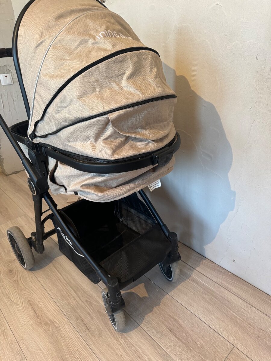 Коляска со съемной люлькой