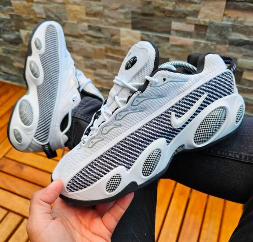 ️NIKE  NOCTA GLIDE ( Certifié avec carton)