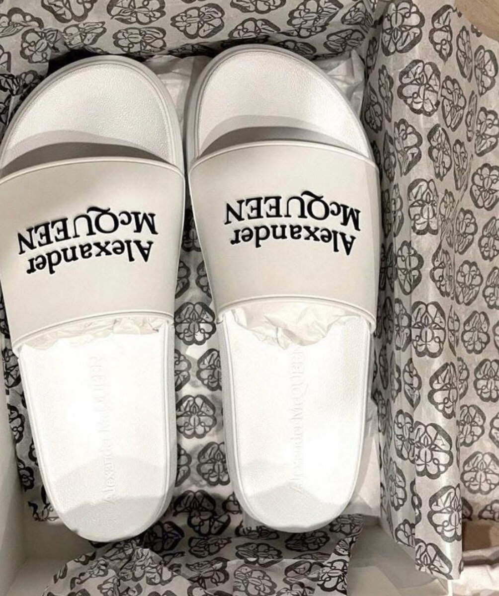 Tongs Alexander McQueen