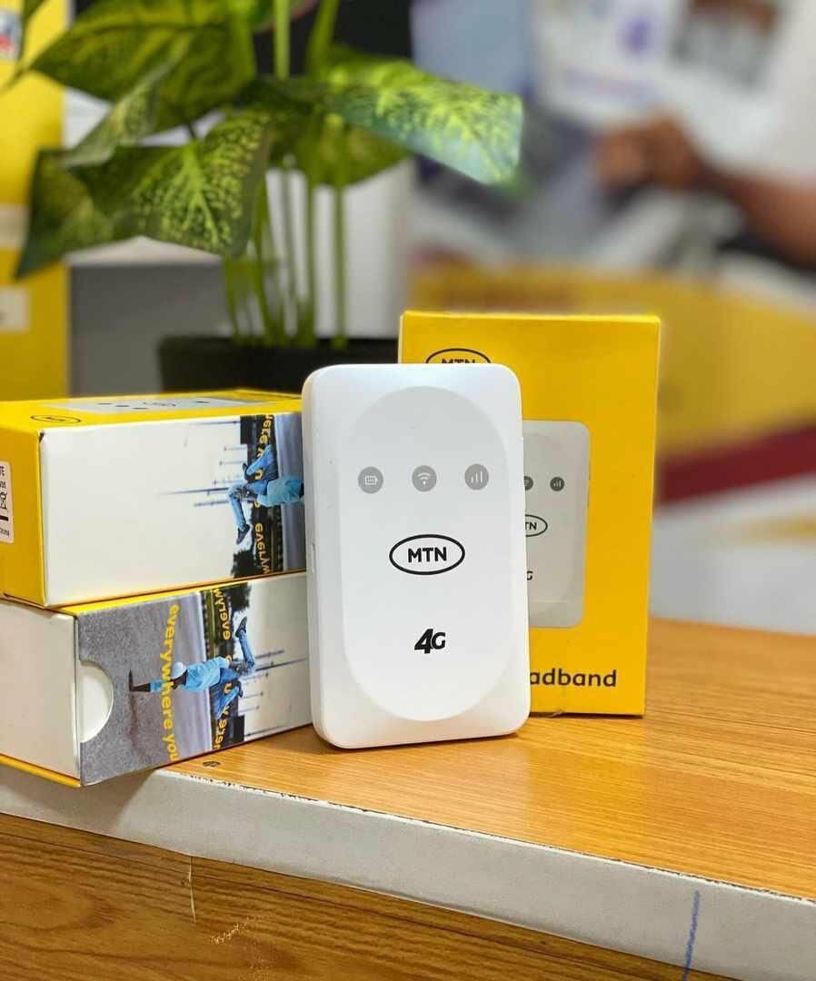 UNIVERSAL 4G POCKET MIFI