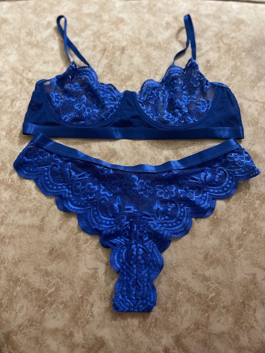 Ensemble lingerie dentelle florale