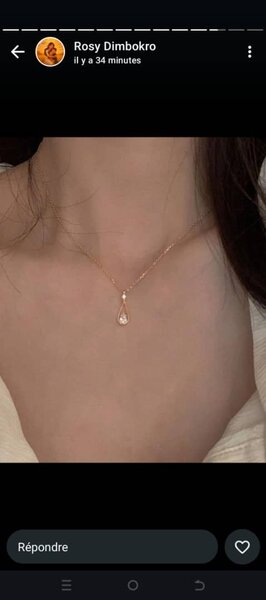 Collier pendentif élégant