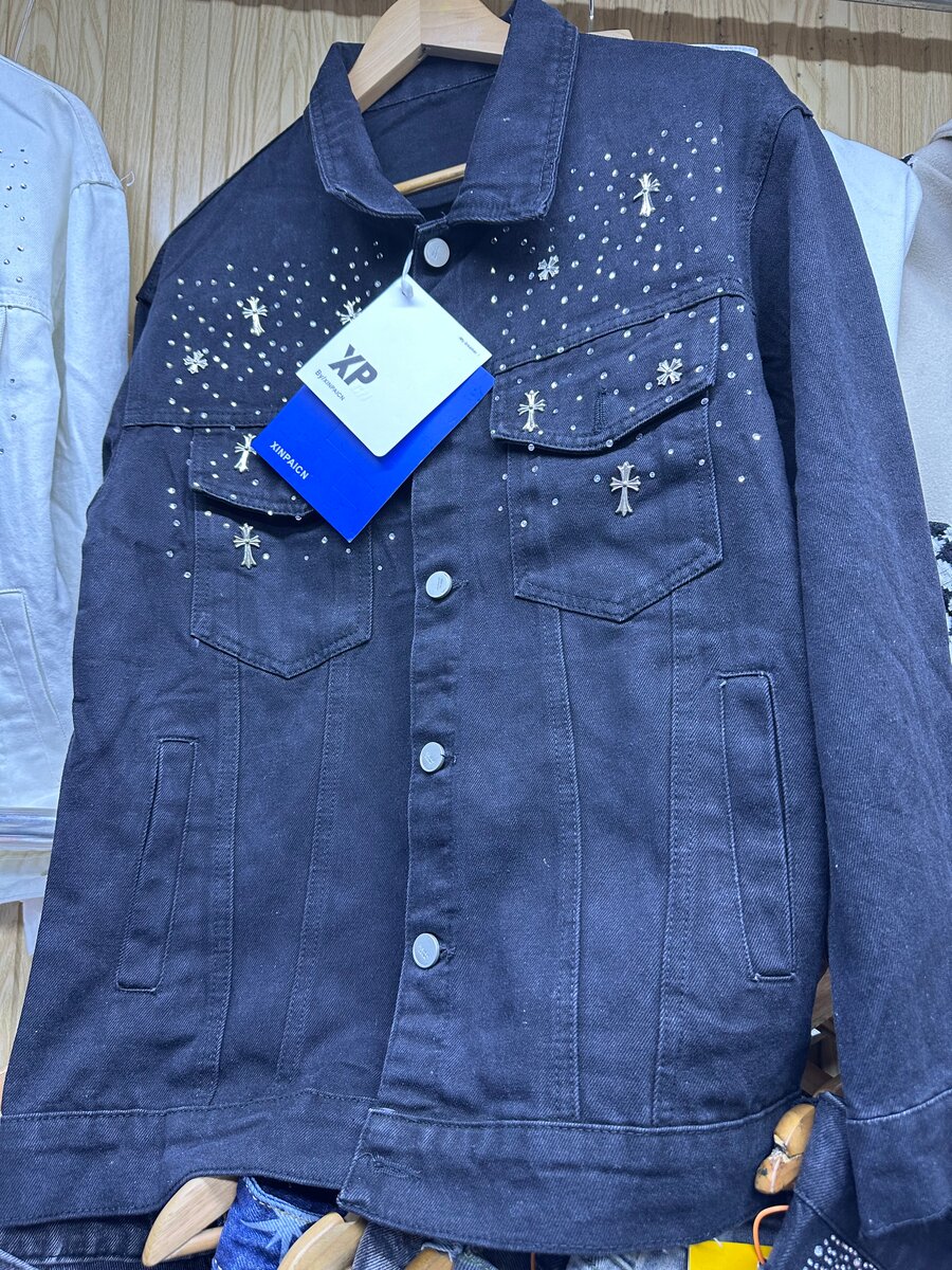 Veste en jean ornée