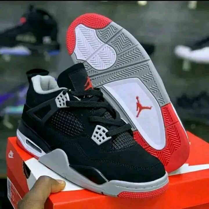 Jordan 4 first class