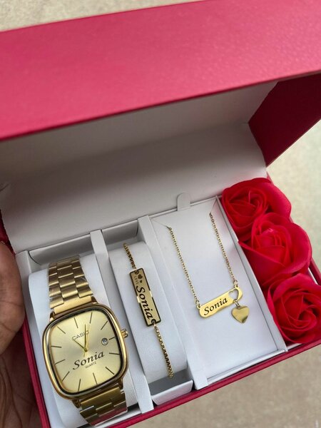 Montre personnalisée Sonia avec bracelet et collier