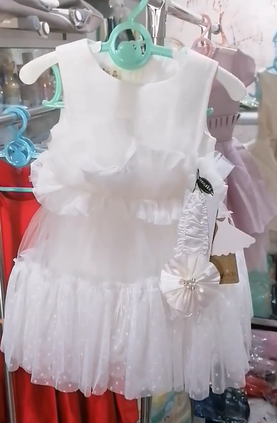 Habillez-vous pour une fille jusqu'à 8 ans