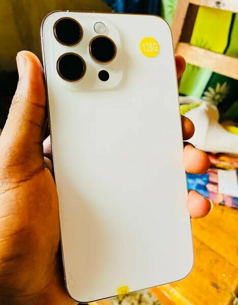 iPhone 14 Pro blanc 128 Go