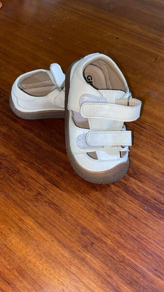 Chaussures enfants velcro