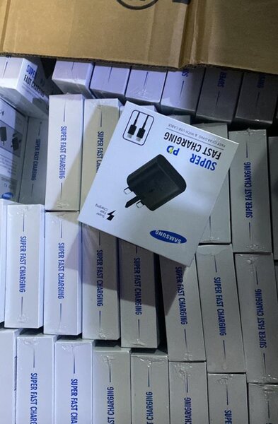 iPhone original chargers andSumsung original type C charger