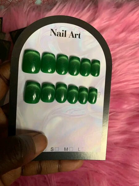 Ongles Couleurs Vibrantes