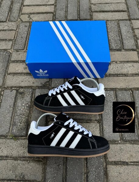 Chaussures Adidas noires