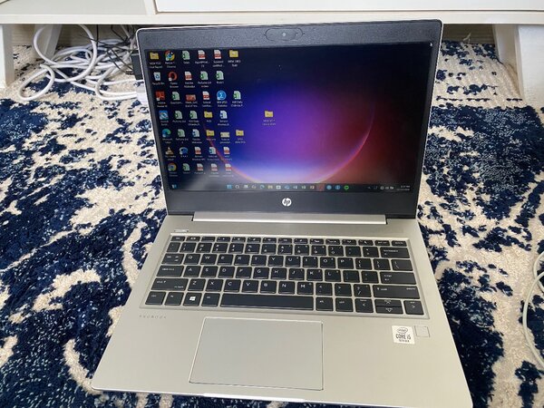 HP ProBook 430 G10 core i5.