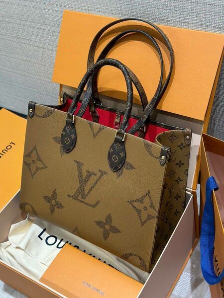 Sac à main Louis Vuitton Onthego