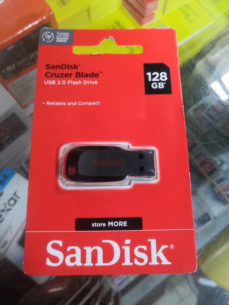 Clé USB SanDisk Cruzer Blade 128GB