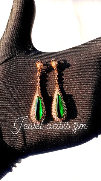 Emerald earrings