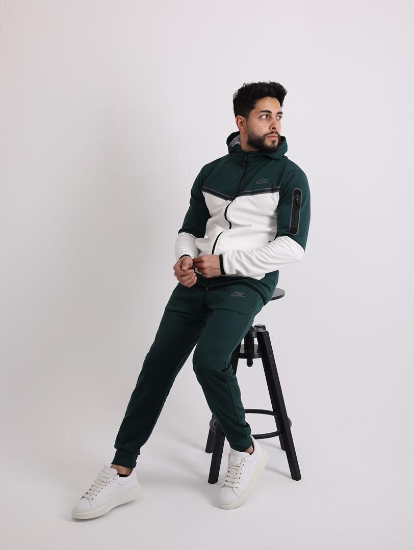 Ensemble de survêtement homme moderne