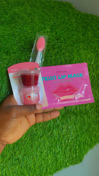 Masque pour les lèvres fruité