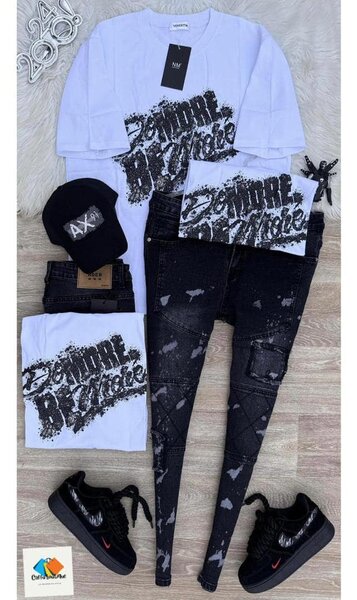 Un ensemble de vêtements pour hommes beaux et élégants (haut et bas)