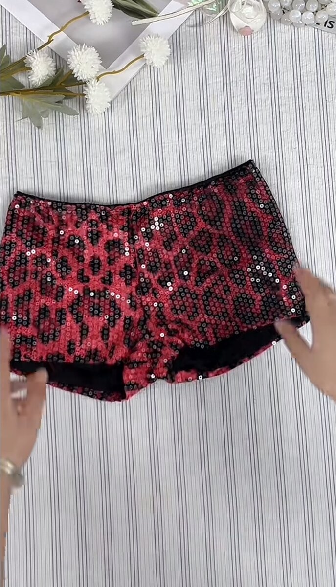 Shorts léopard à sequins