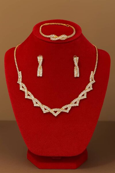 Collier et boucle d'oreille or