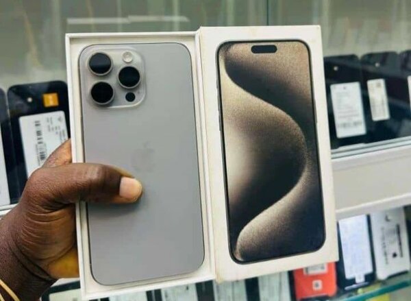 Apple iPhone 15 Pro Max