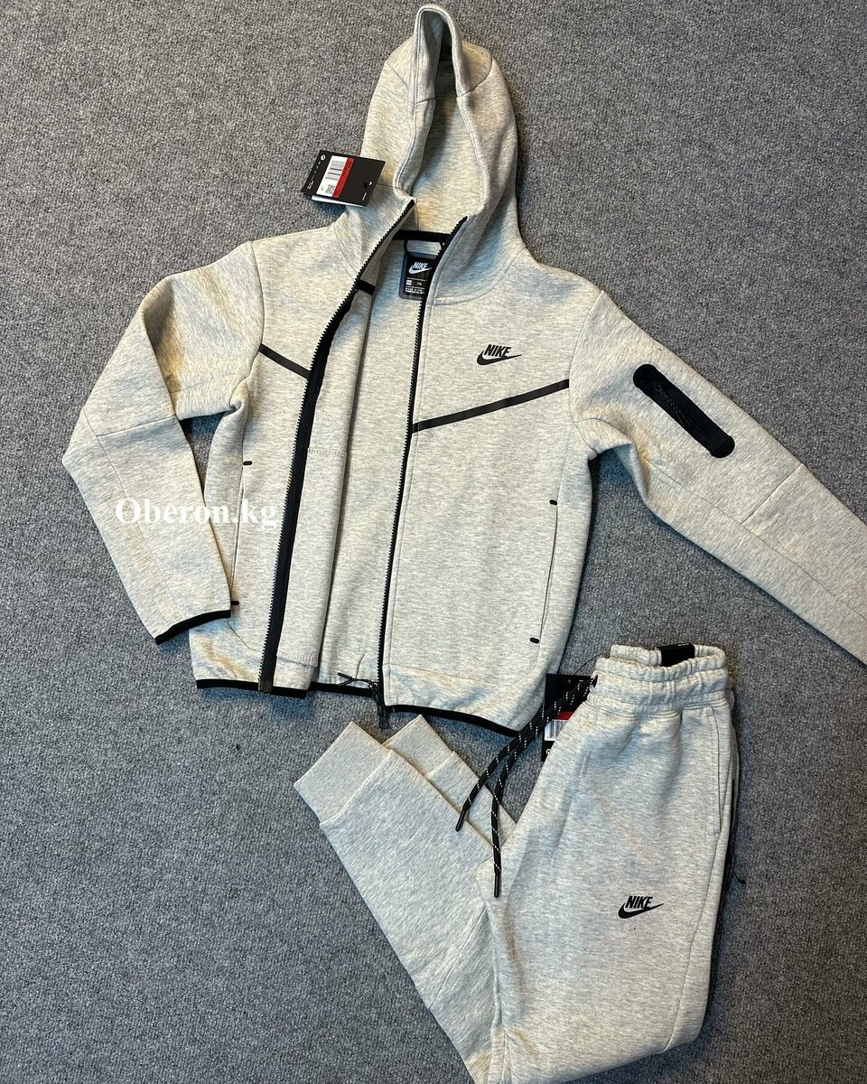 Двойки Nike tech fleece (без начес)