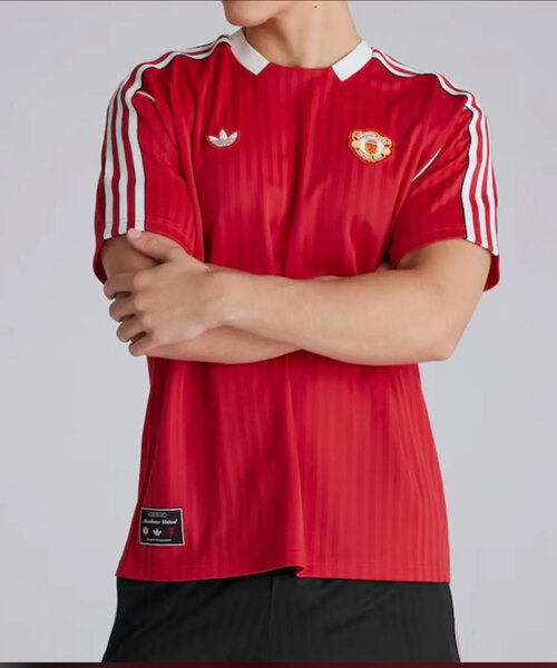 Maillot Rouge de Sport