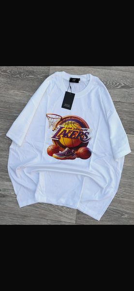 T-shirt graphique tendance