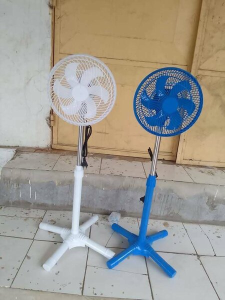 Ventilateurs sur pied réglables