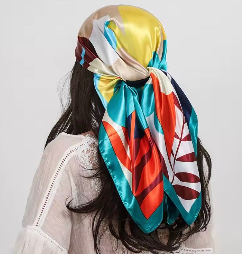 Foulard en soie coloré