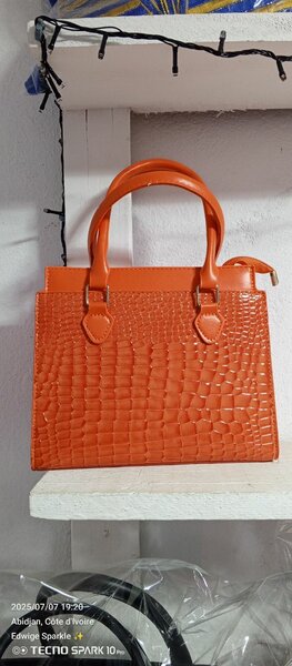 Sac à main en cuir crocodile