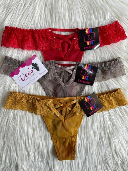 Strings et culottes pour femmes