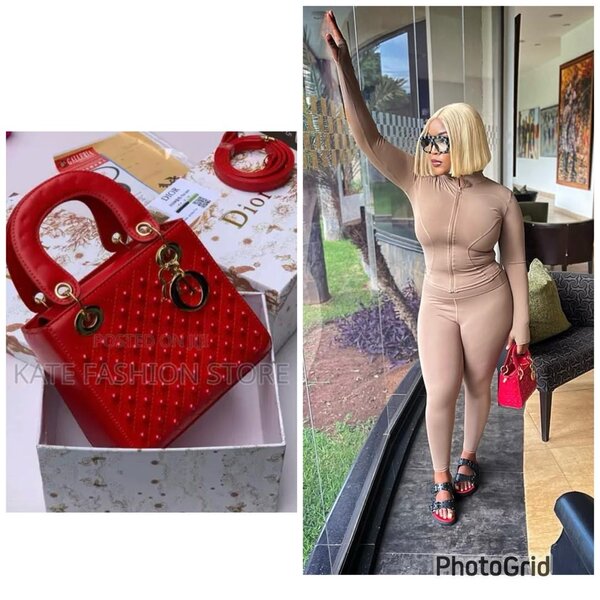 rouge élégant petit format