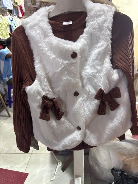 Jupe plissée en cuir