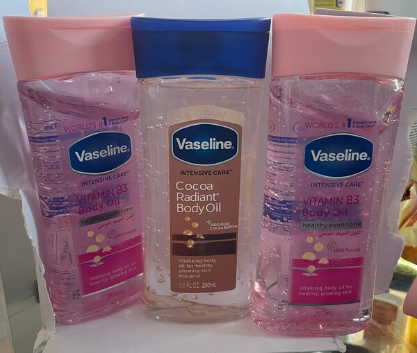 Huile pour le corps Vaseline