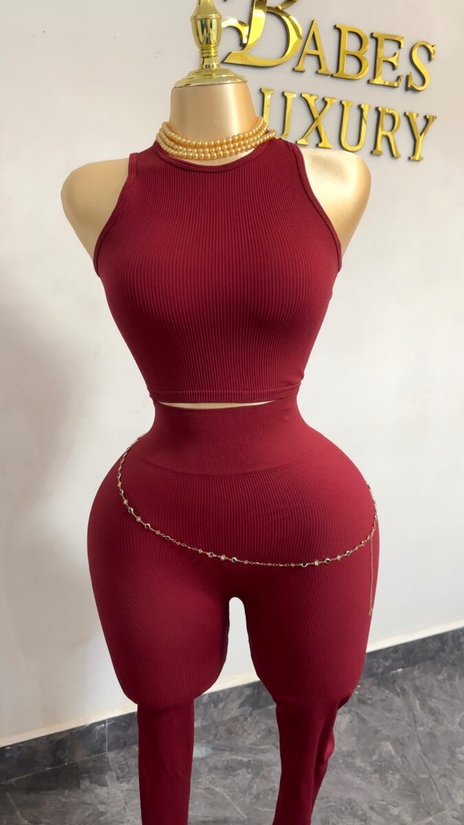 Seamless two pieces