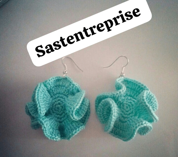 Boucles d'oreilles crochet bleu
