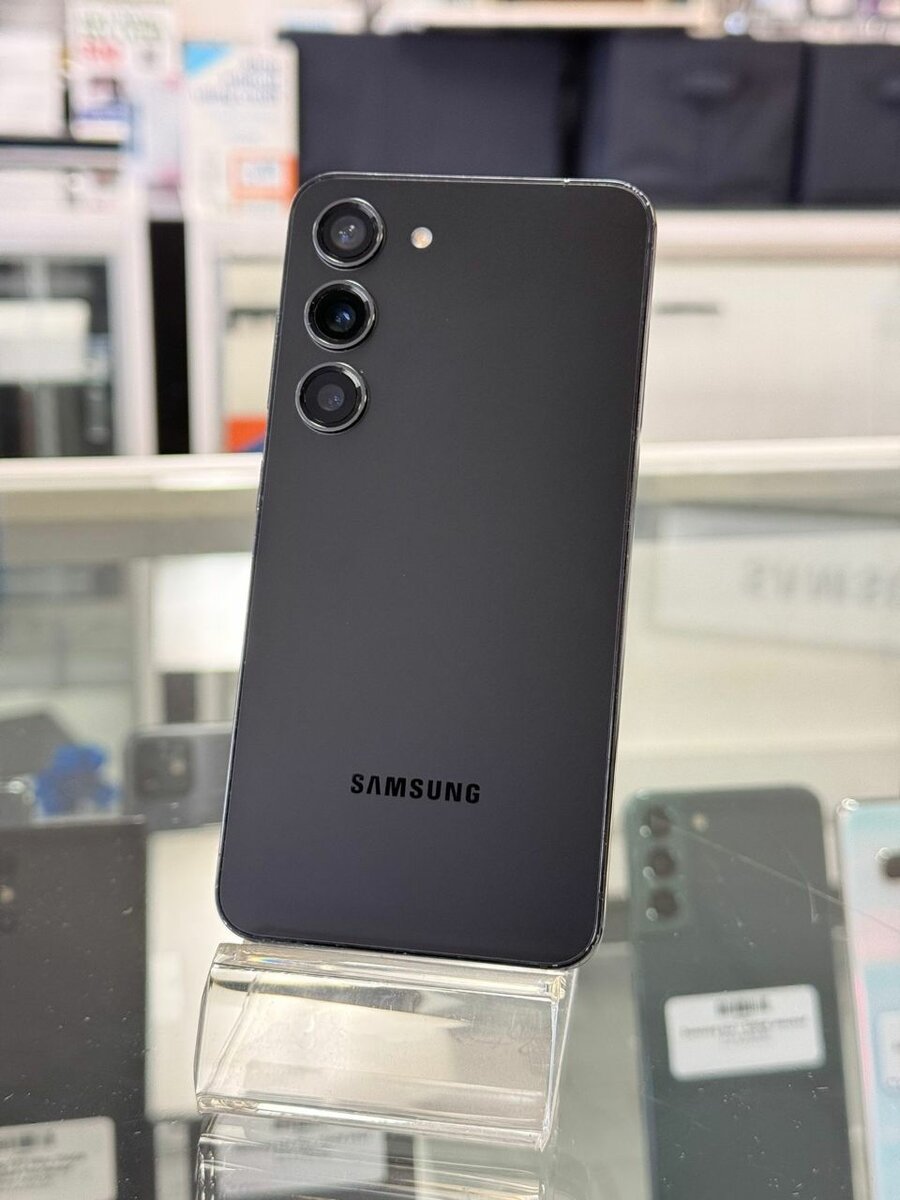 Samsung Galaxy S23 - Smartphone