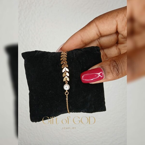 Bracelet doré élégant