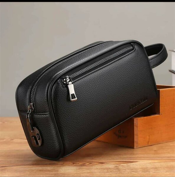 Pochette en cuir élégante