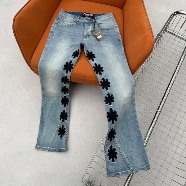 Jeans stylés avec motifs