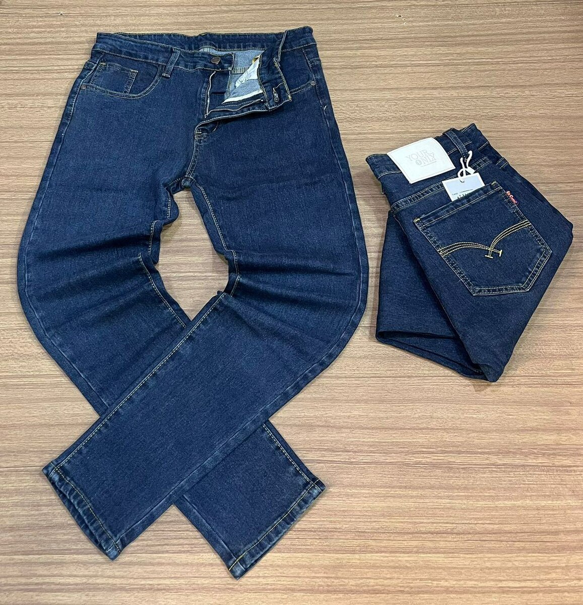Stock jeans