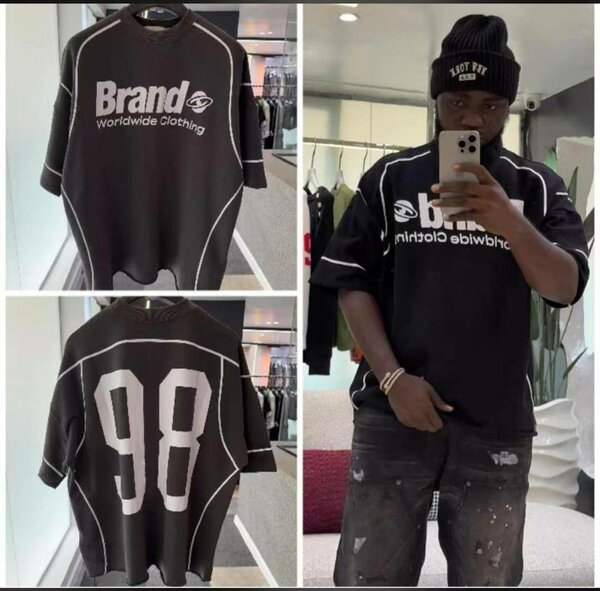 T-shirt sportive colorée