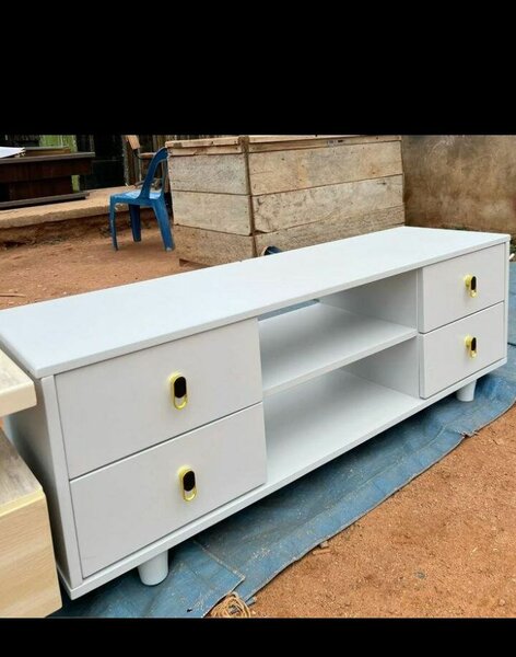 Meuble TV blanc moderne avec rangement