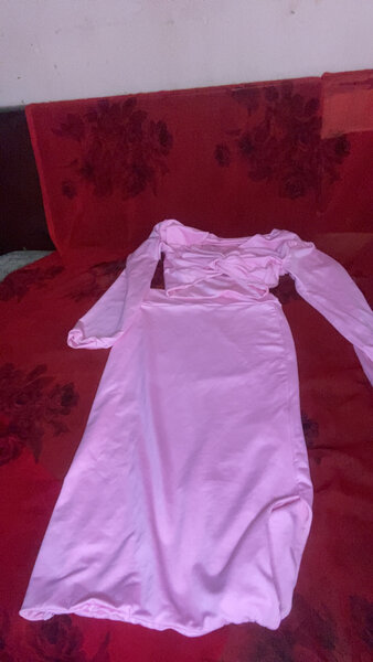 Haut et jupe rose pour femme