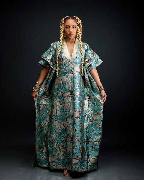 Robe Caftan Floral Élégante