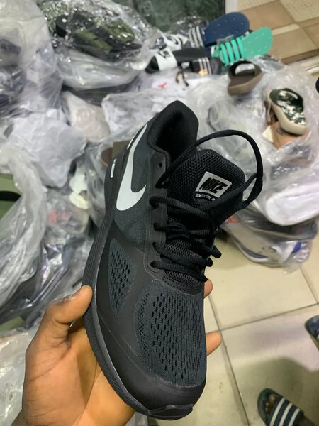 Chaussures de sport Nike noires